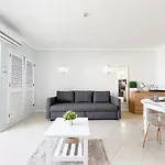 Sea View Апартаменты *