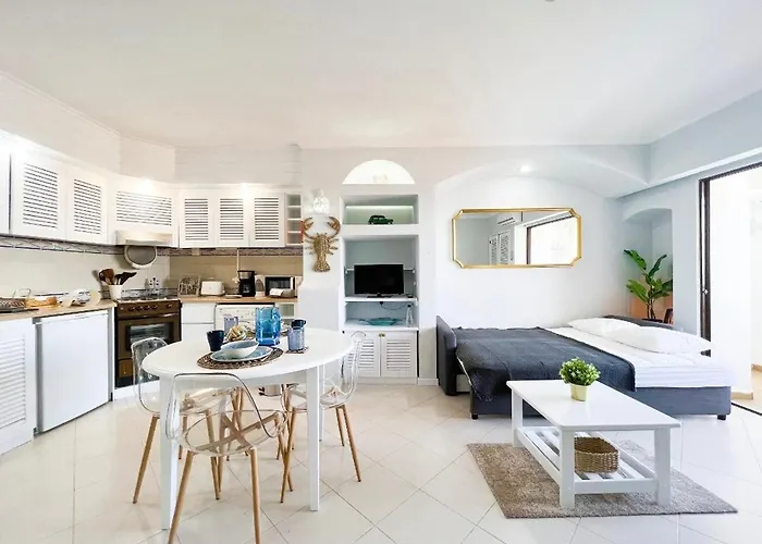 Sea View Apartament