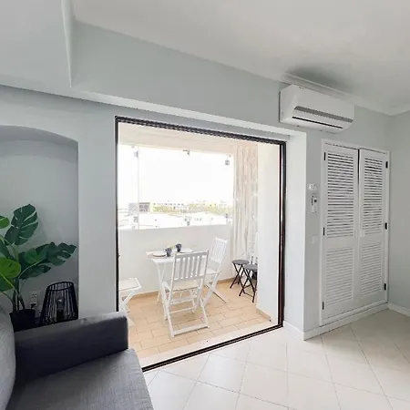 Apartment Sea View *