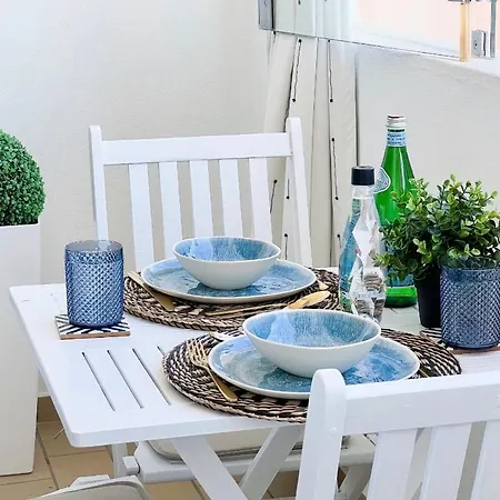 Apartment Sea View *